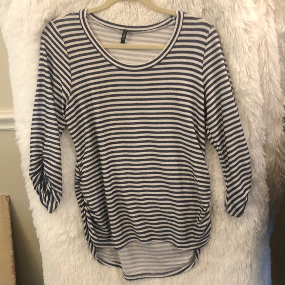 Edista Striped Sweater